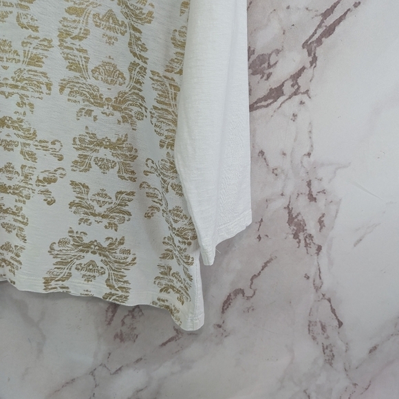 Chicos T Shirt Women Large 2 White Tee V Neck Gold Stamp Printed Quarter Sleeve - Picture 4 of 12